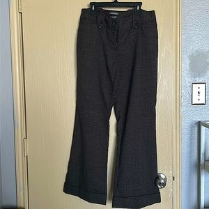 Gray plaid petite size 6 dress flare cropped pants, used a couple of times